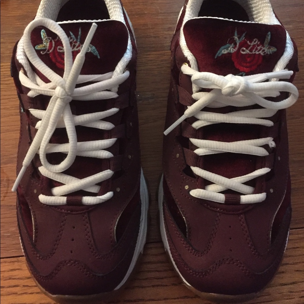 Sketchers D Lites woman size 9 Skechers EUC!